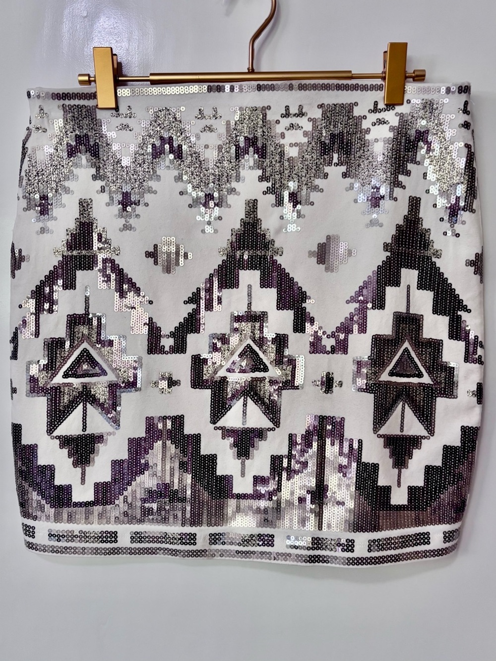 Express| White & Silver Sequin Aztec Geometric Design Mini Skirt Sz M